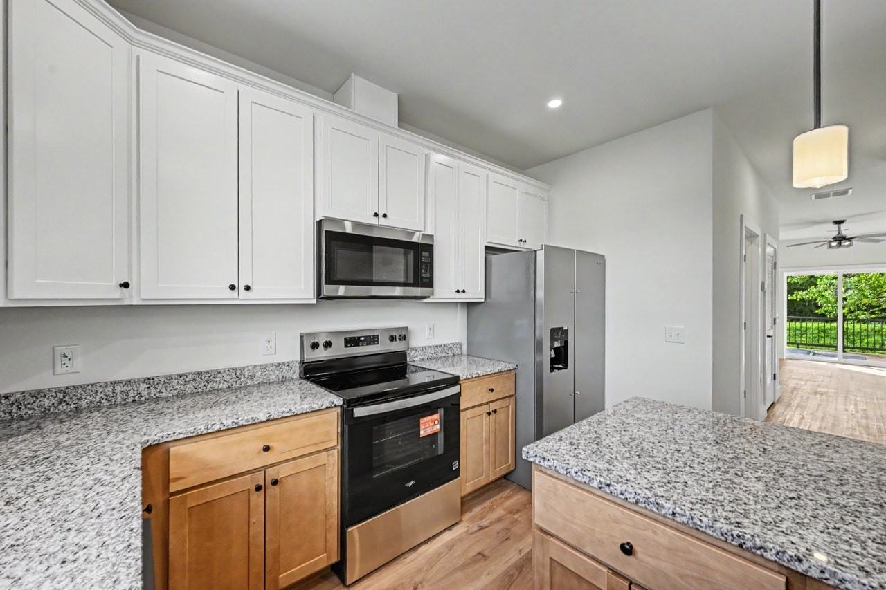 212 Hull Ave, Unit 202 - Photo 6 of 24
