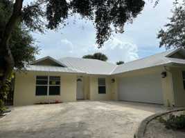 featured image of 2426 Oak Dr #NA