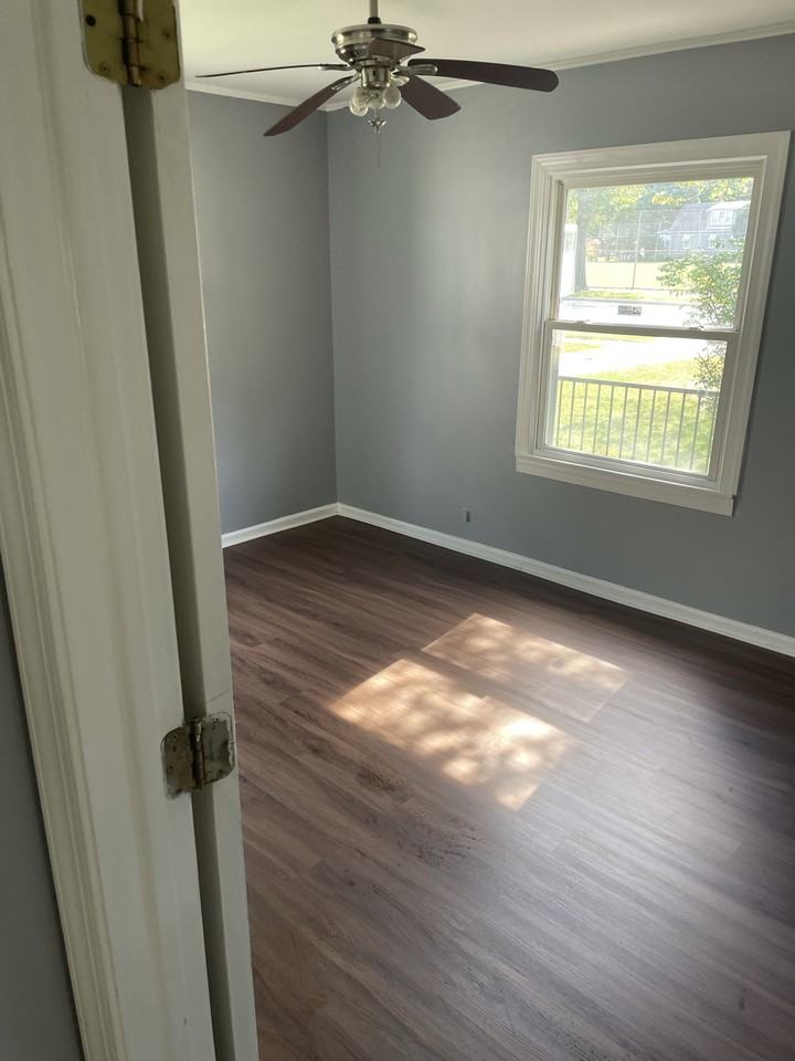 1619 Oakton St #NA - Photo 7 of 10