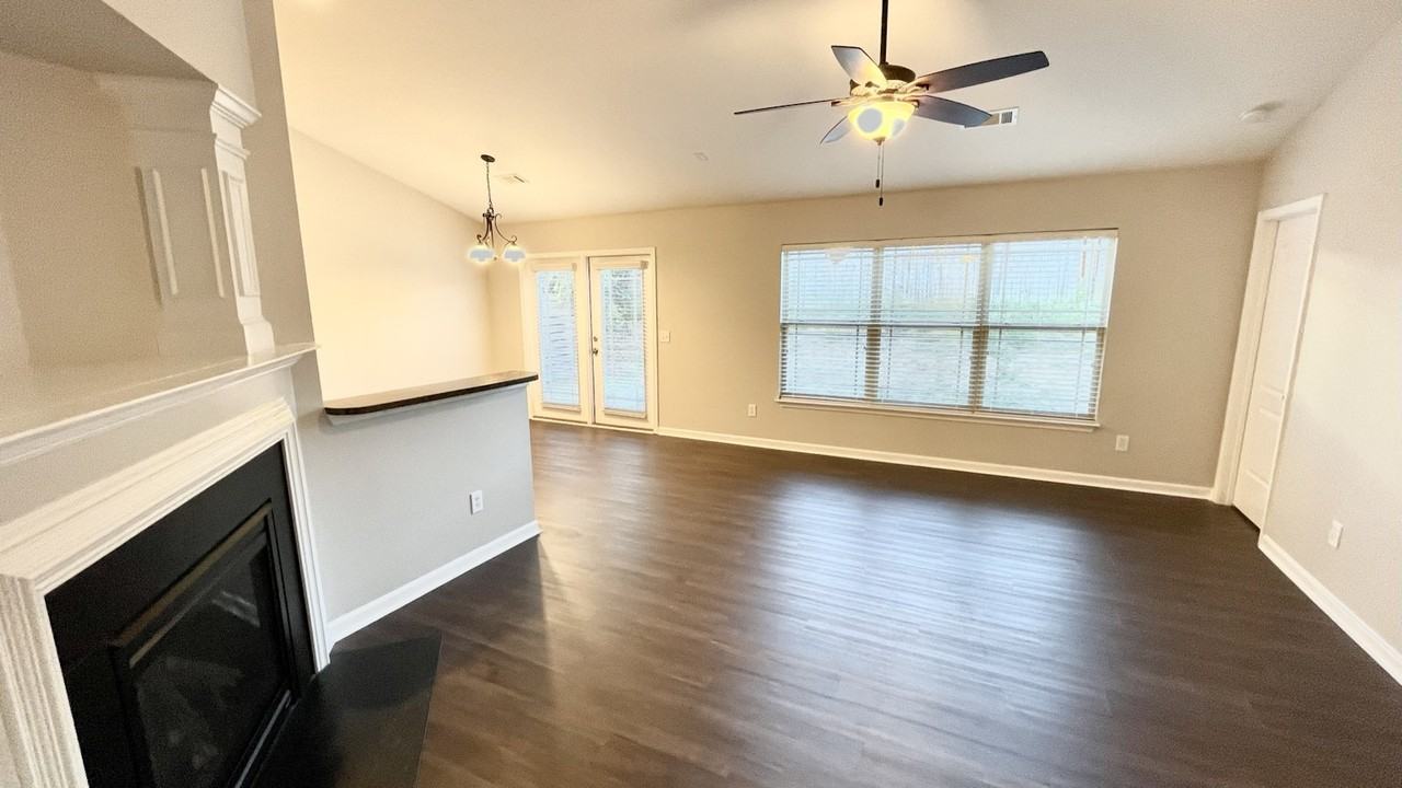 29 Parkwalk Drive - Photo 3 of 17