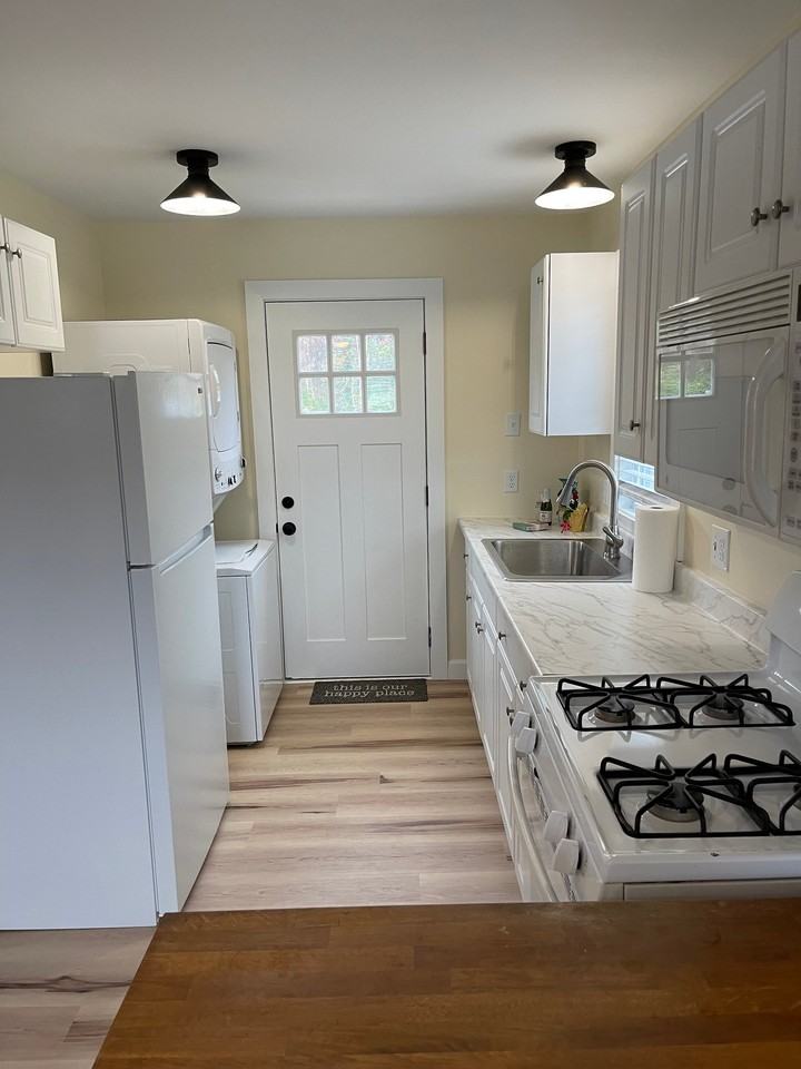 9225 Seahawk Rd - Photo 4 of 8