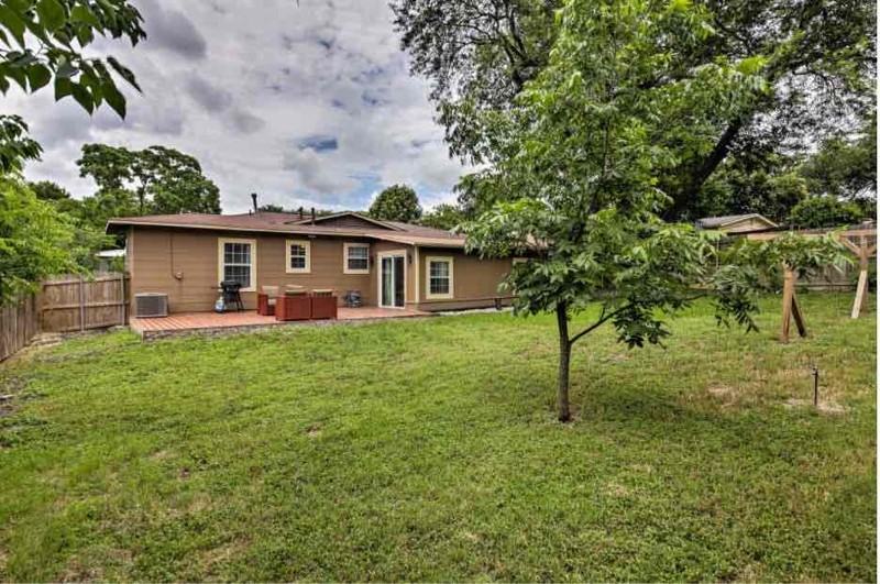 611 Sumner Dr - Photo 4 of 24
