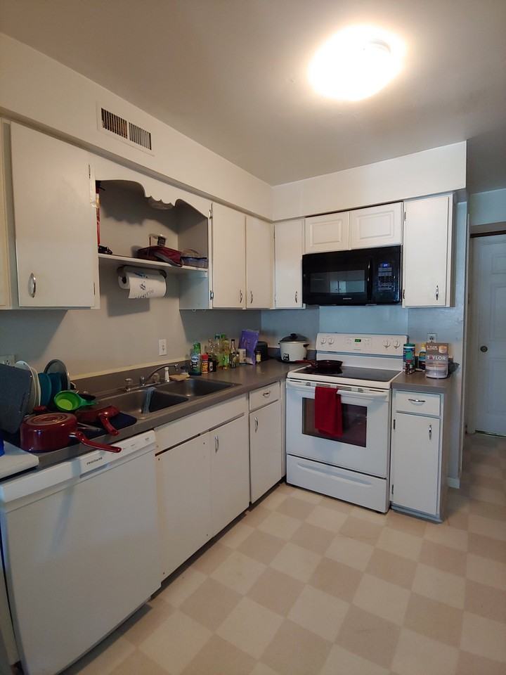 2100 Jefferson Park Ave #3 - Photo 3 of 11