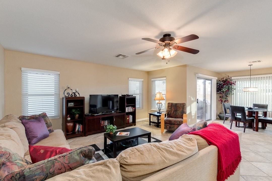 739 E Michigan Ave - Photo 2 of 19
