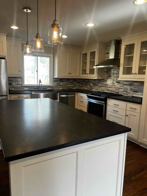 156 Barksdale Dr - Photo 3 of 20