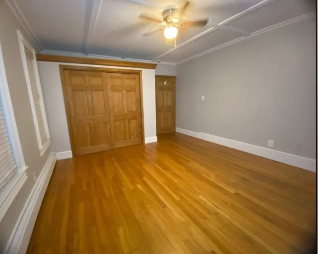 28 Silver St #2 - Photo 4 of 13