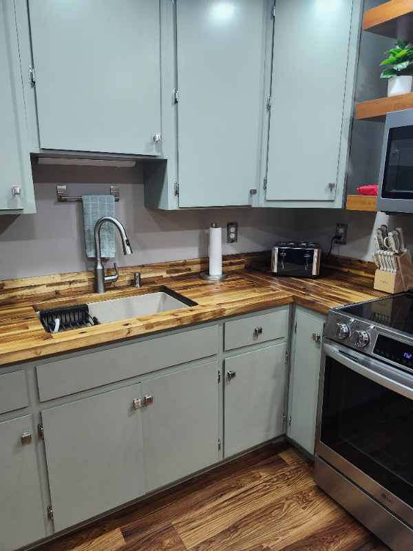 762 Flinn Dr - Photo 3 of 8