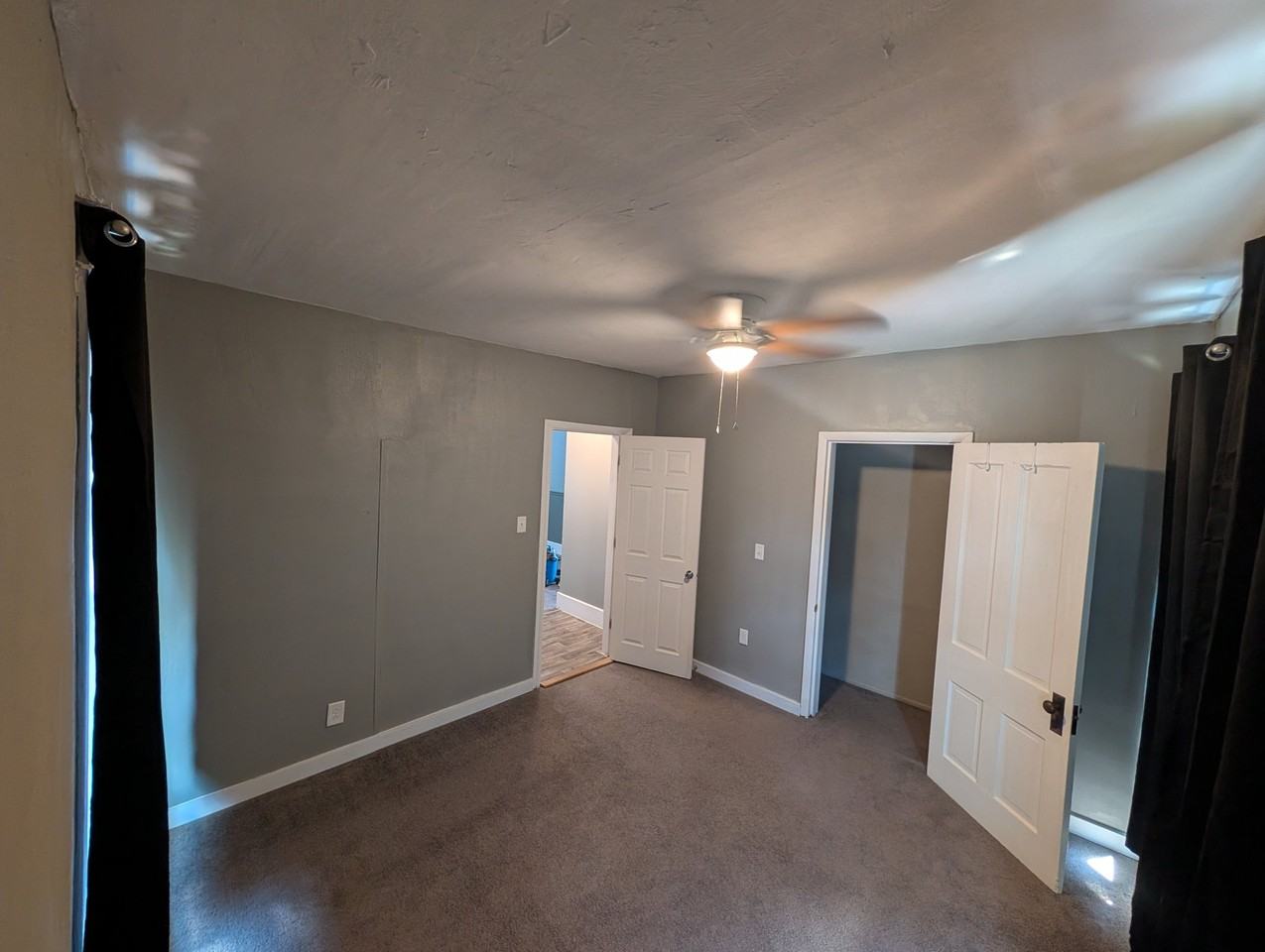 130 1/2 W North St - Photo 6 of 13