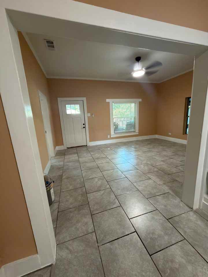 2719 Nw 27th St - Photo 7 of 13
