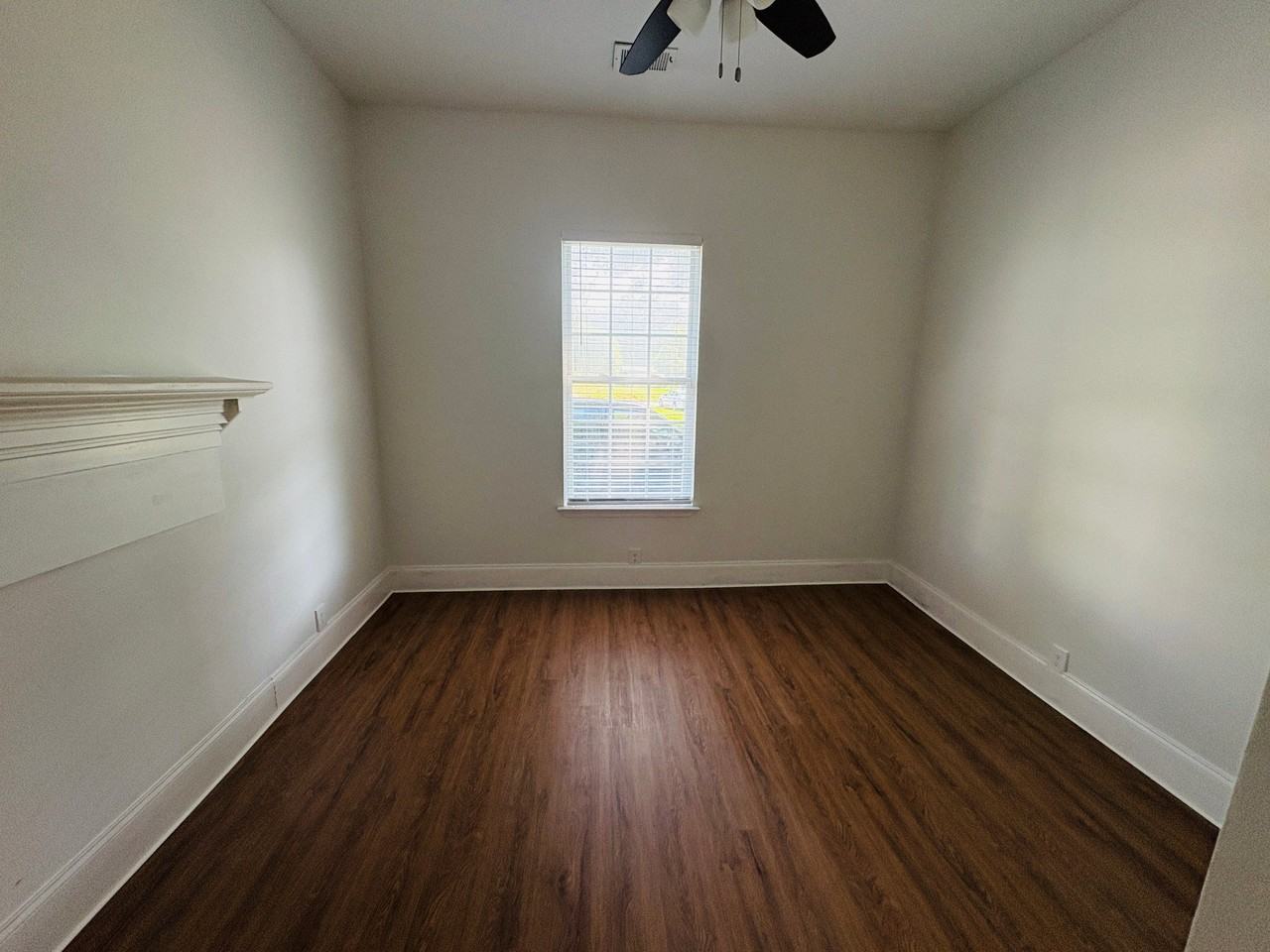 210 Tennessee Ave Sw - Photo 6 of 10