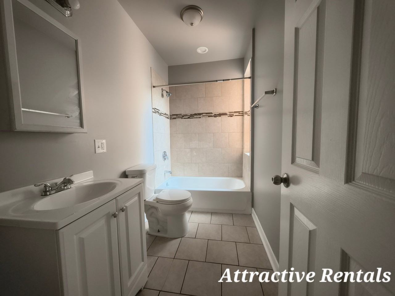 9823 S Loomis St #2 - Photo 7 of 10