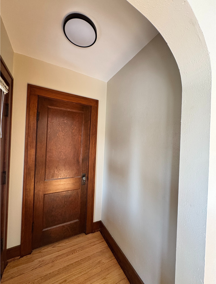 140 S Elmwood Ave #1 - Photo 4 of 50