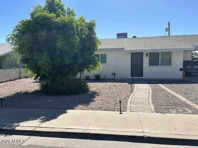 744 S Jones - Photo 2 of 13