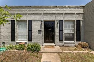 featured image of 1615 Welsh Ave