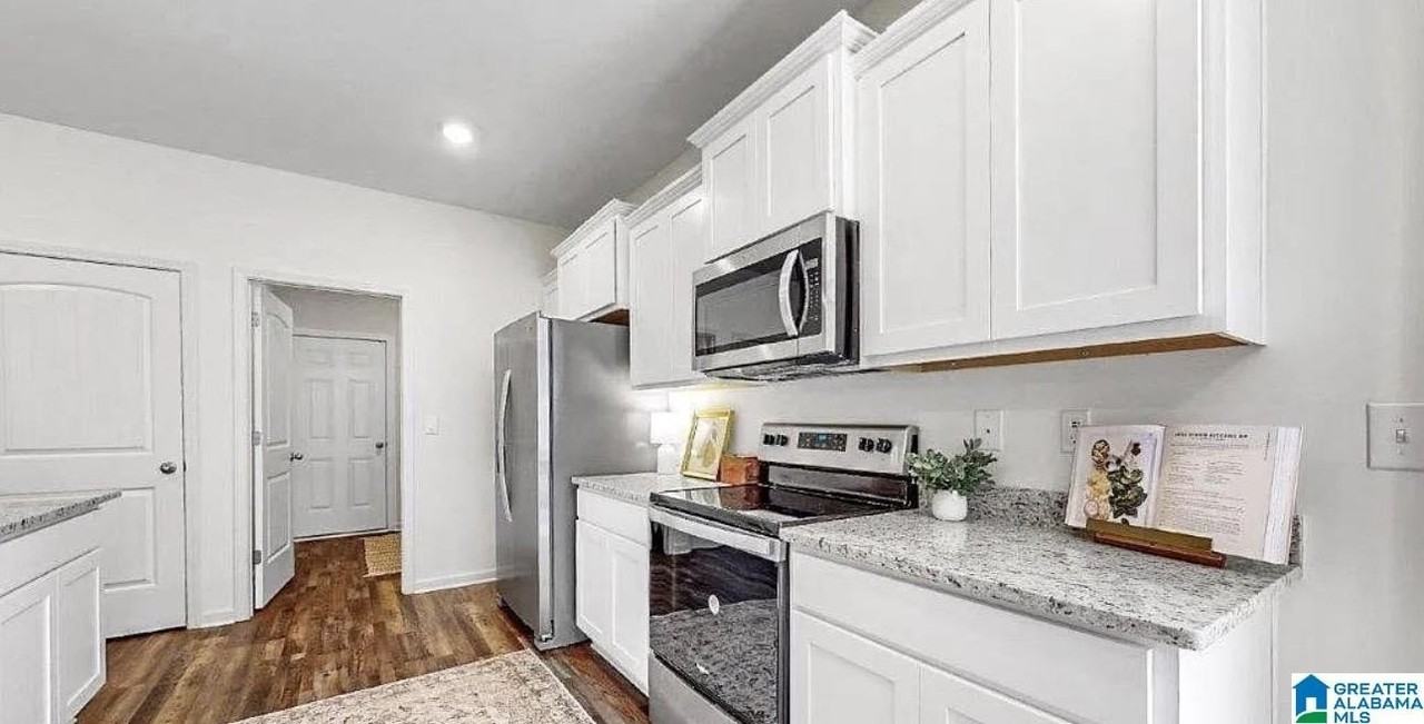 732 Empire Ave - Photo 3 of 20