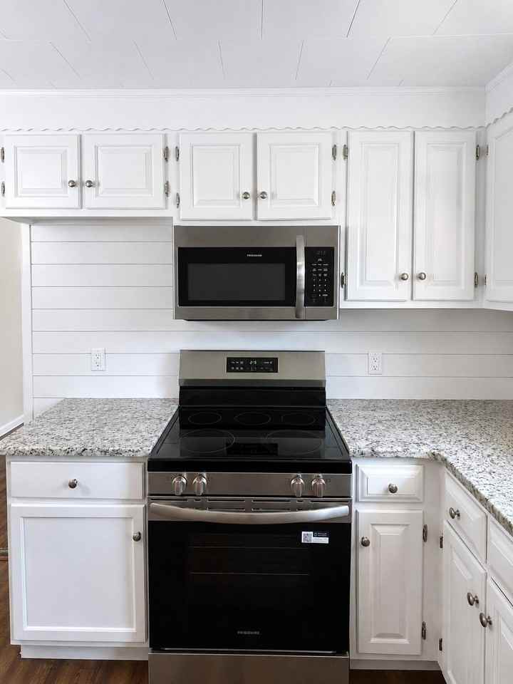 1100 Elm Ave - Photo 7 of 17