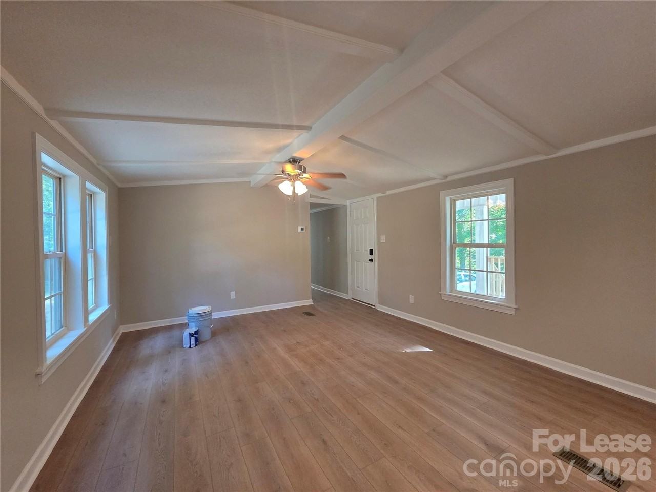 1361 Regal Oaks Ln - Photo 3 of 14