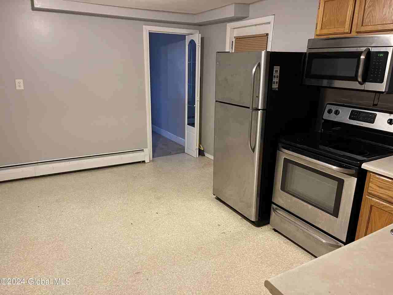 1524 5th Ave #2ndFL - Photo 2 of 5