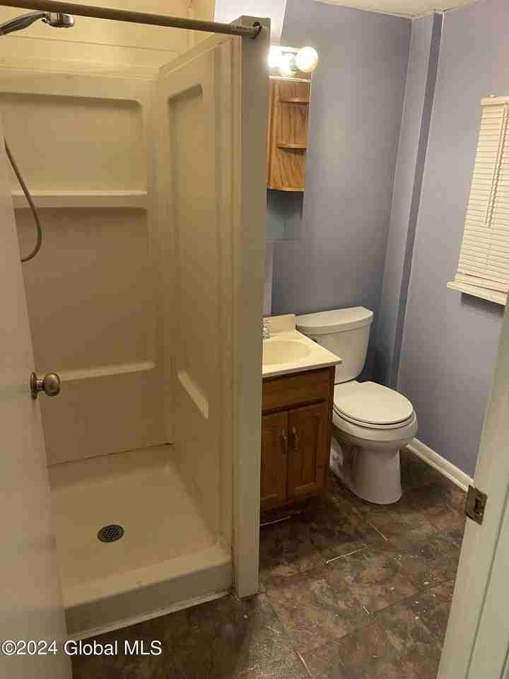 1524 5th Ave #2ndFL - Photo 4 of 5