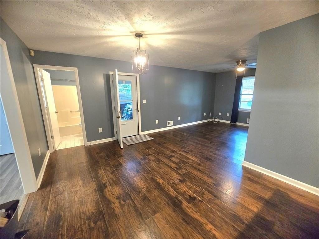 3350 Scott Dr - Photo 5 of 19