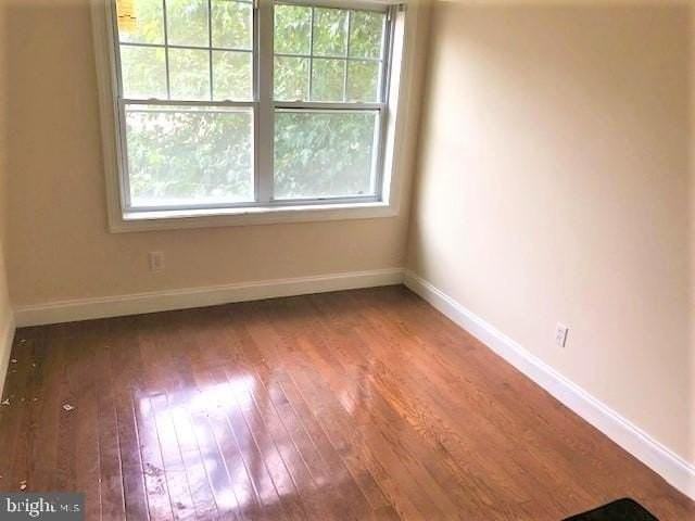 534 N Front St - Photo 5 of 7