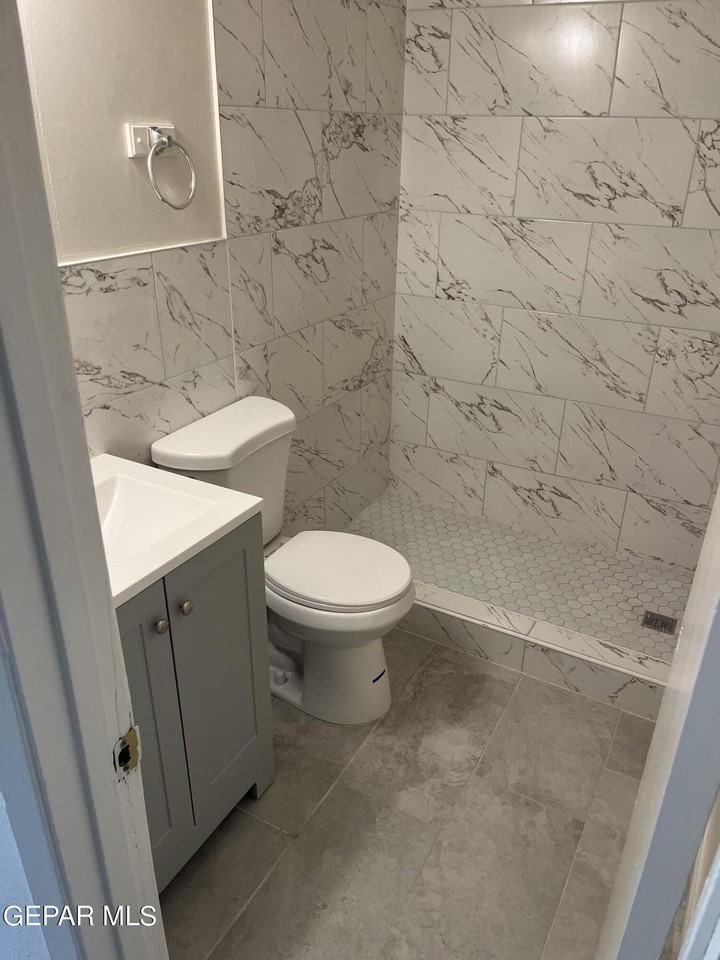8953 Herbert St #1 - Photo 5 of 7