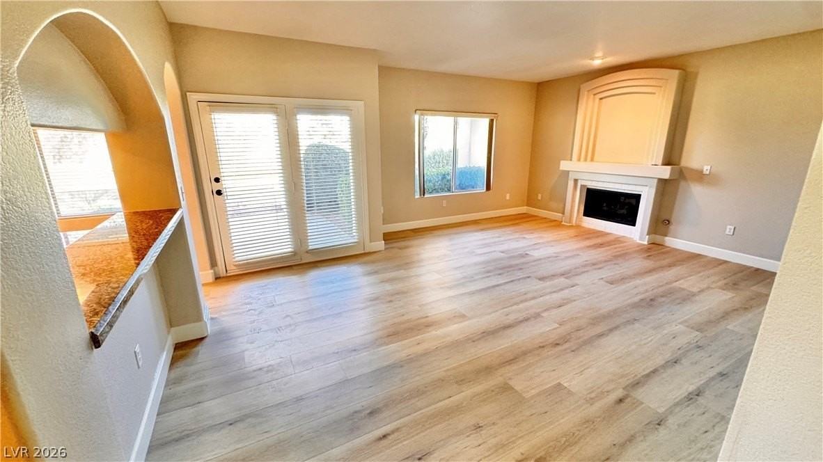 7605 Rolling View Dr #101 - Photo 4 of 50