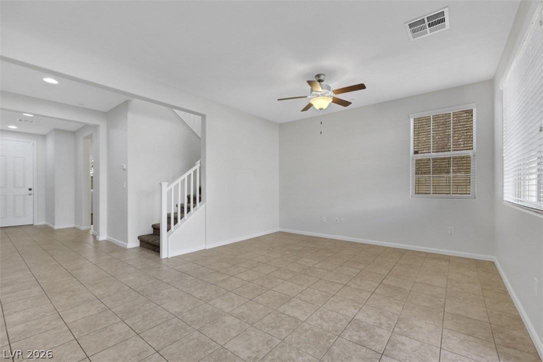 2556 Sable Creek St - Photo 2 of 18
