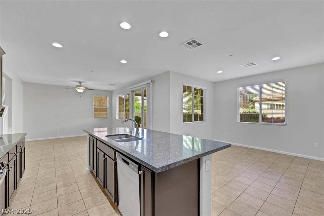 2556 Sable Creek St - Photo 4 of 18