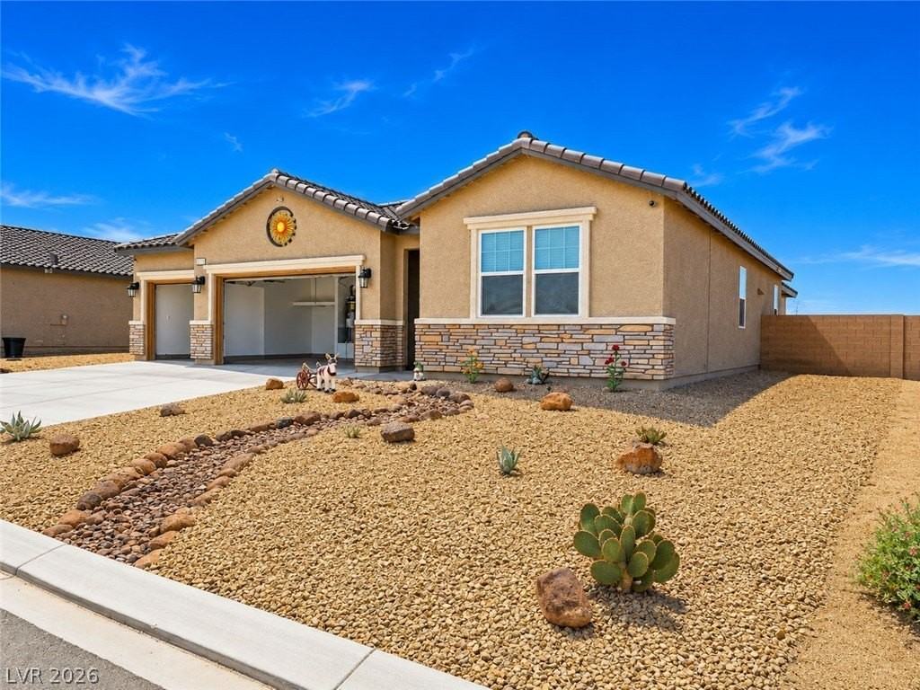 3575 E Wallowa Dr - Photo 2 of 47