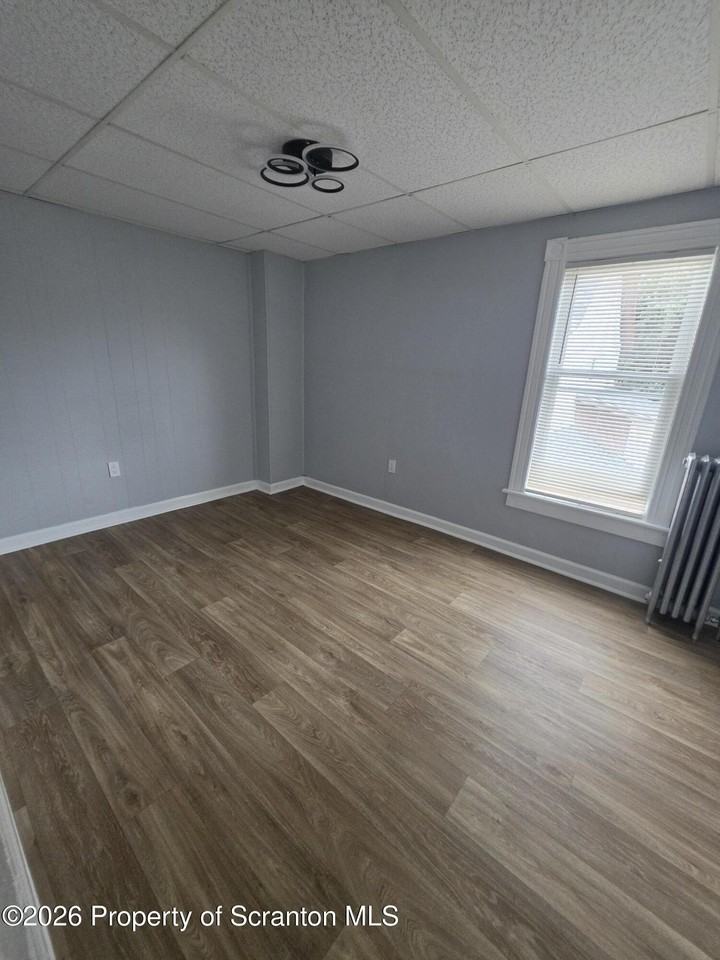 239 Belmont St - Photo 5 of 13
