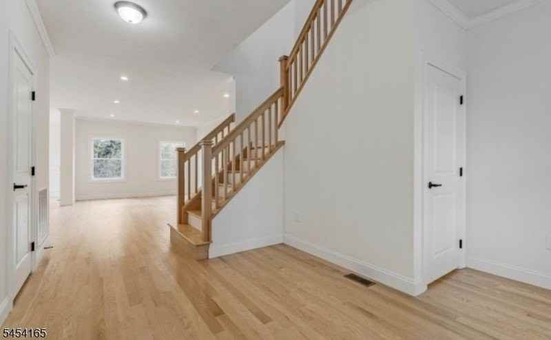 101 Hodge Rd - Photo 4 of 19
