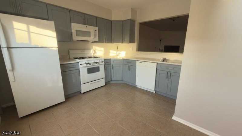 12 Nottingham Way - Photo 2 of 2