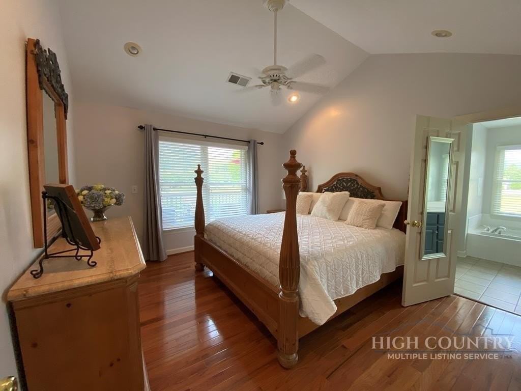 312 Glenwood Dr - Photo 6 of 16