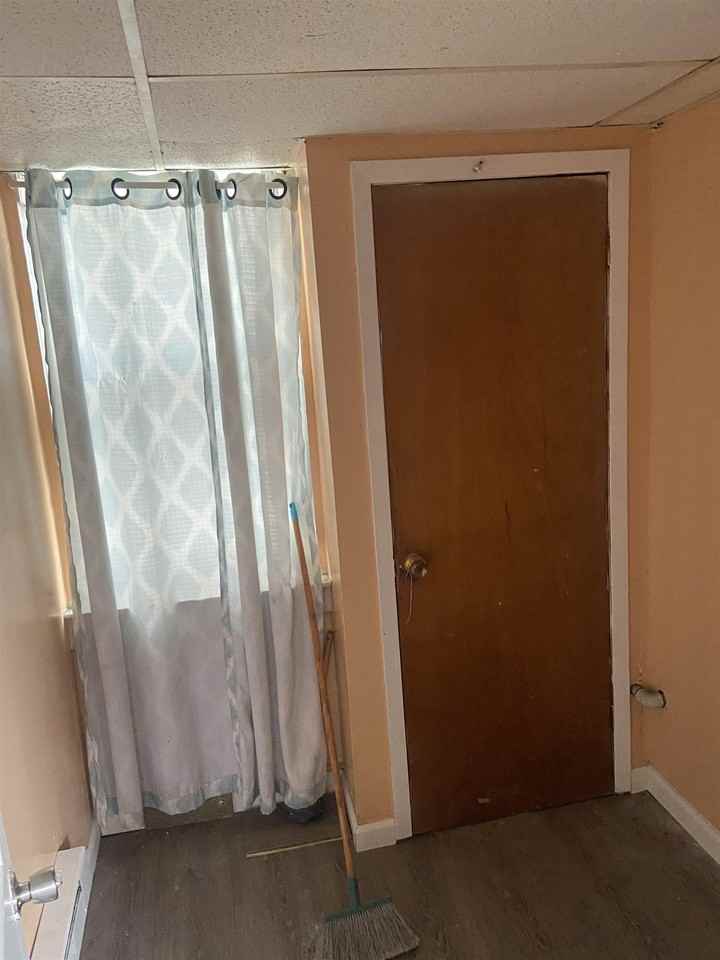 191 Danforth Ave #1 - Photo 2 of 6