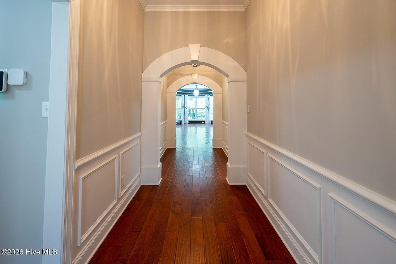 474 Sebastian Dr - Photo 4 of 30