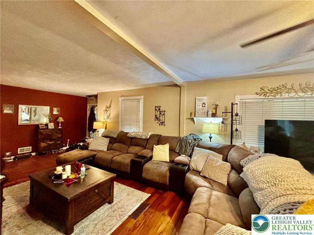 233 High St - Photo 6 of 20