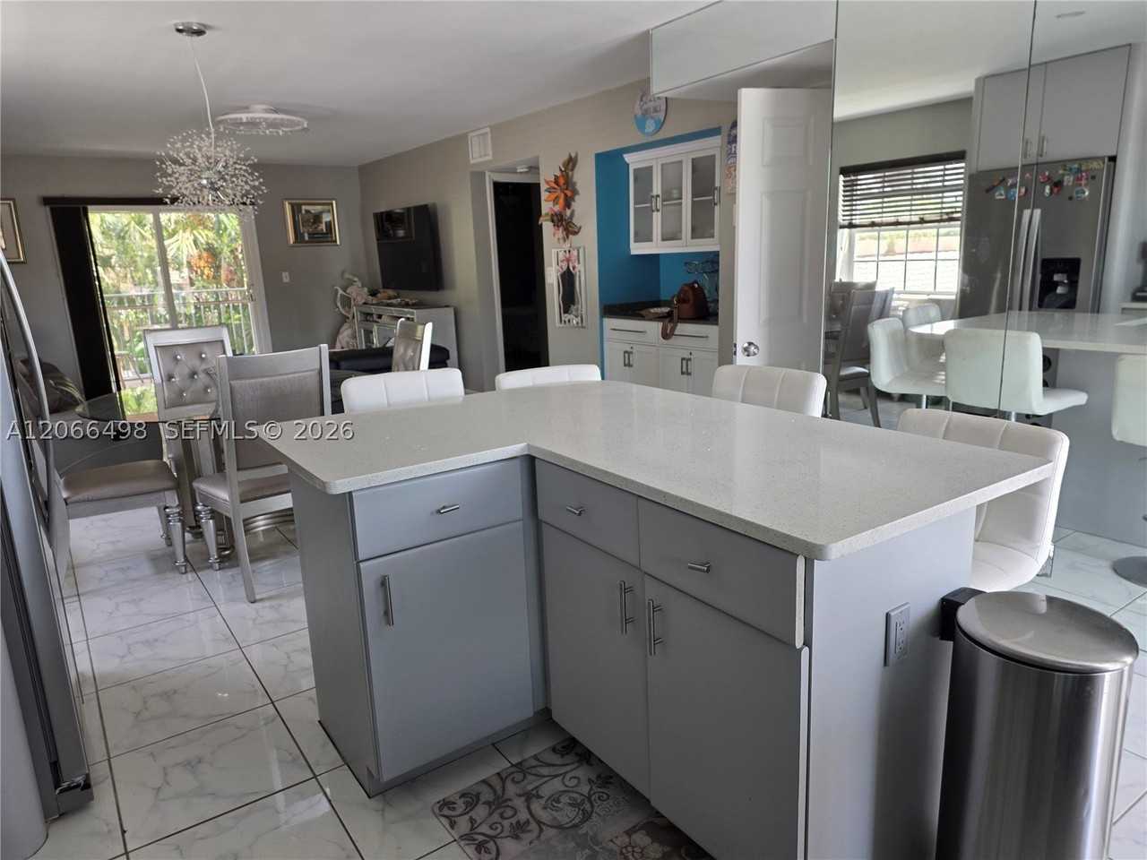 509 Hibiscus Ave #7 - Photo 7 of 22