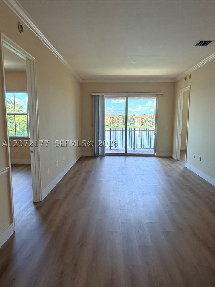 4706 Sw 160th Ave #137 - Photo 6 of 50
