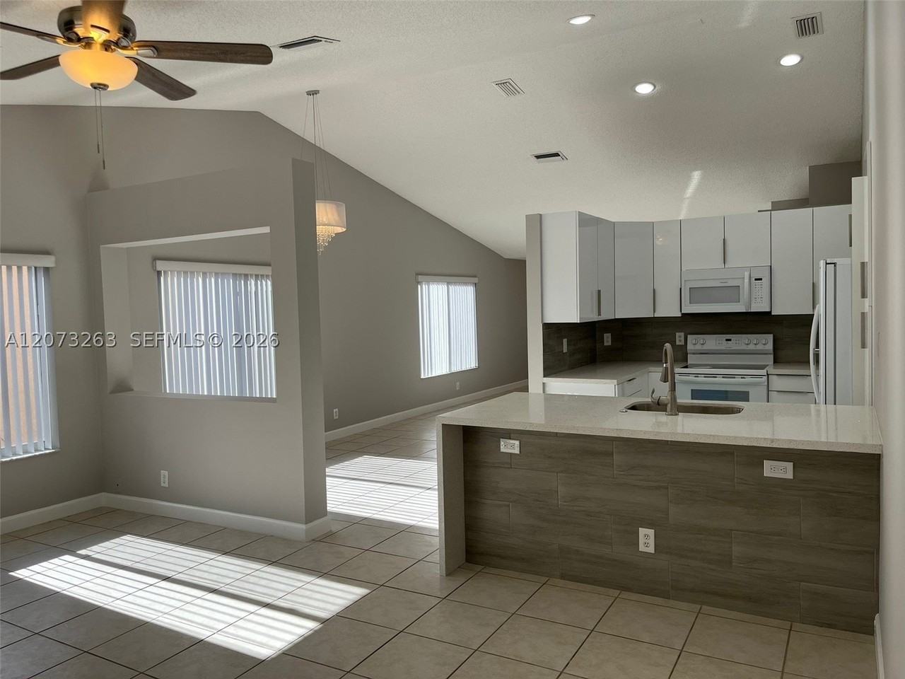 1542 Presidio Dr #1542 - Photo 7 of 19