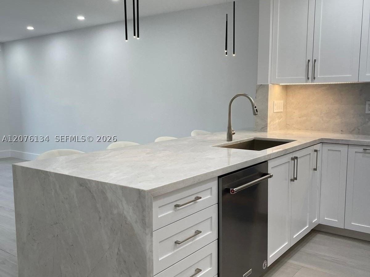 7840 Camino Real #P405 - Photo 3 of 31