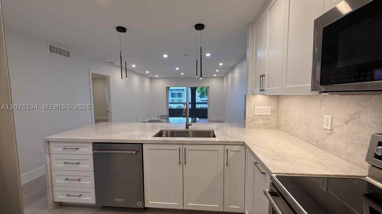 7840 Camino Real #P405 - Photo 4 of 31