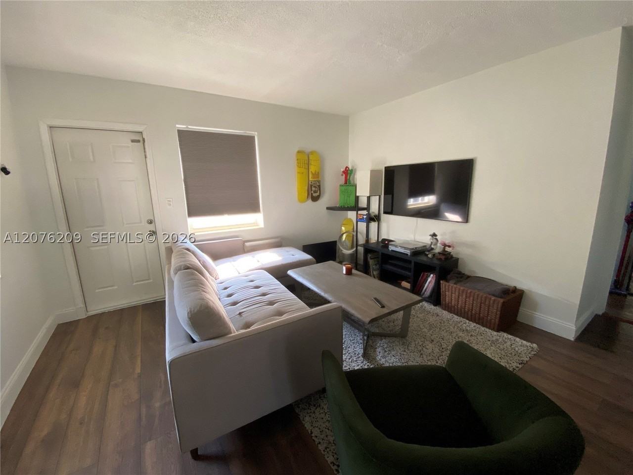 2145 Bay Dr #2 - Photo 6 of 27