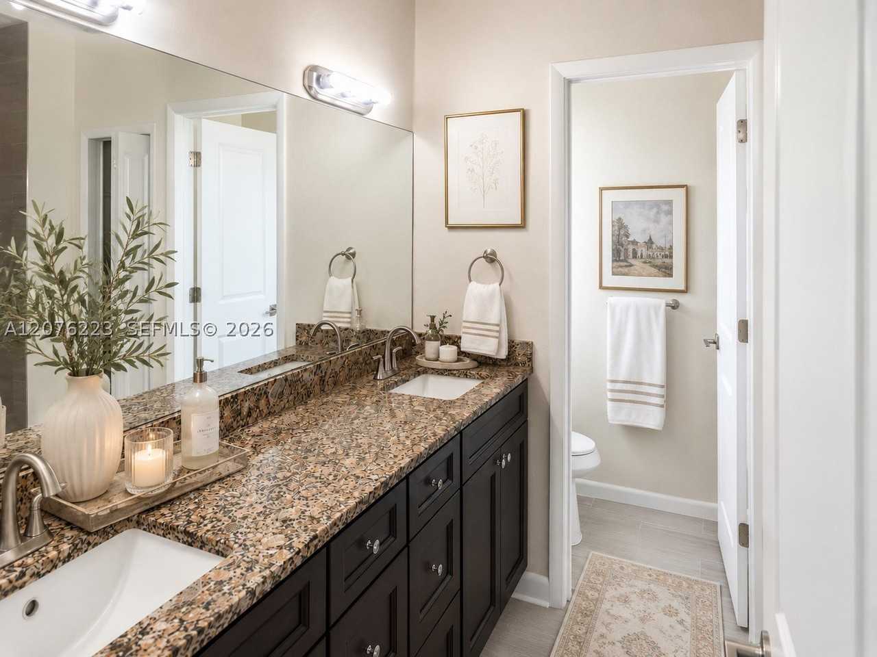 1109 Kraft St - Photo 6 of 36