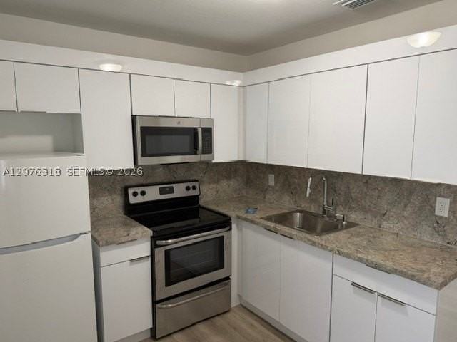 834 Ne 5th Ave #834 - Photo 5 of 14