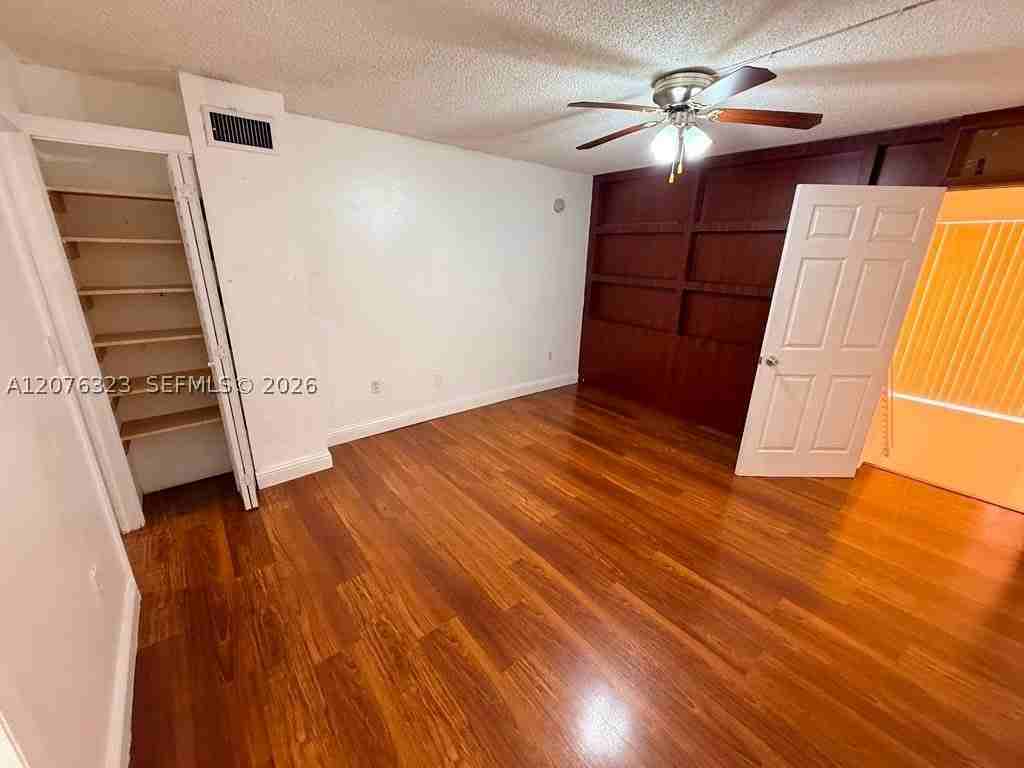 1300 W 47th Pl #216A - Photo 7 of 13
