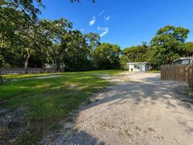 3981 Sw 58th St #B - Photo 1 of 1