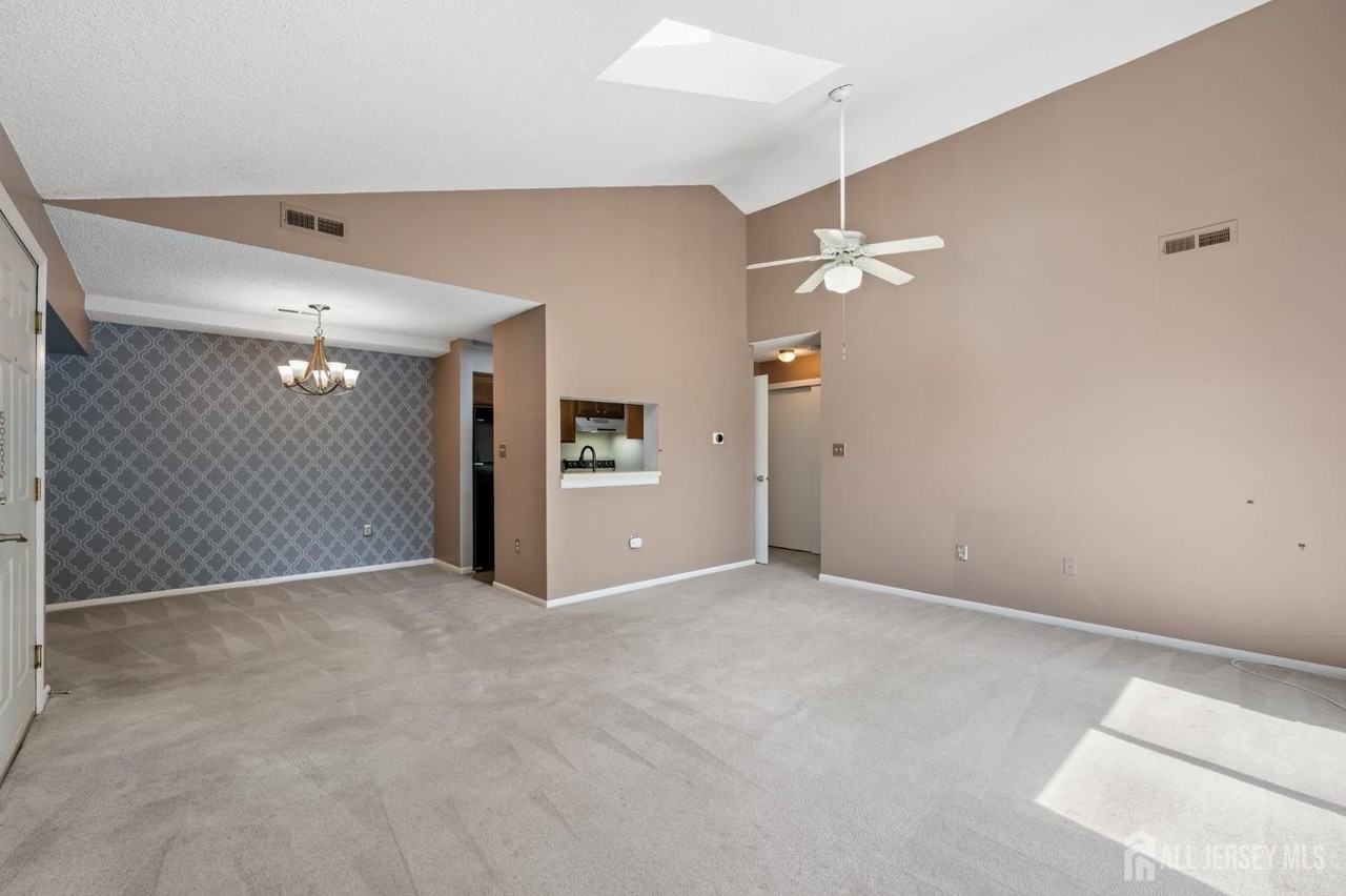 1306 Ravens Crest Dr - Photo 2 of 22