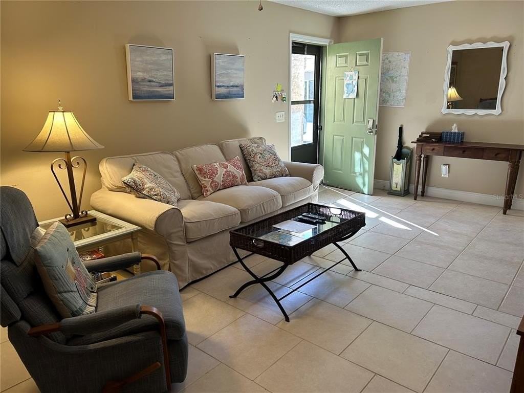 6102 7th Ave W #6102 - Photo 4 of 14