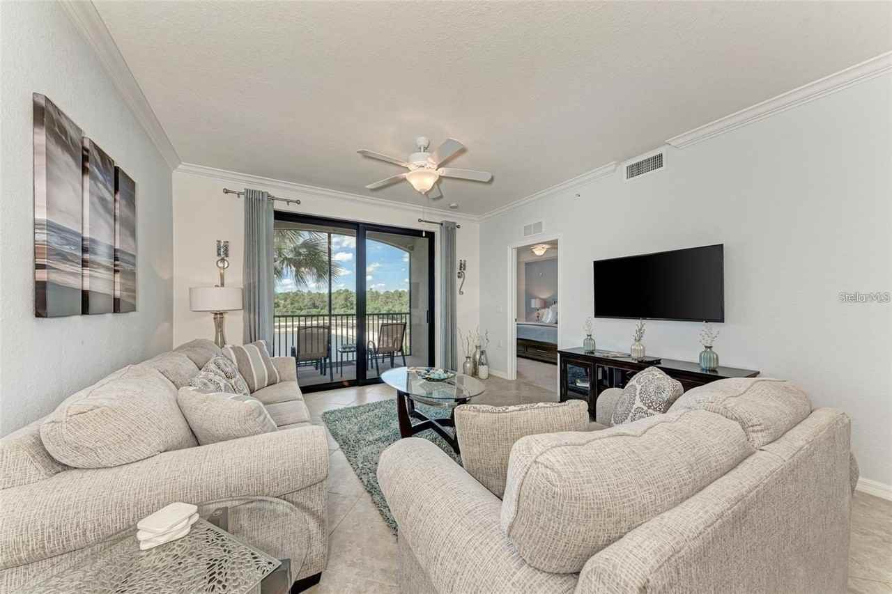 16706 Vardon Ter #304 - Photo 5 of 45